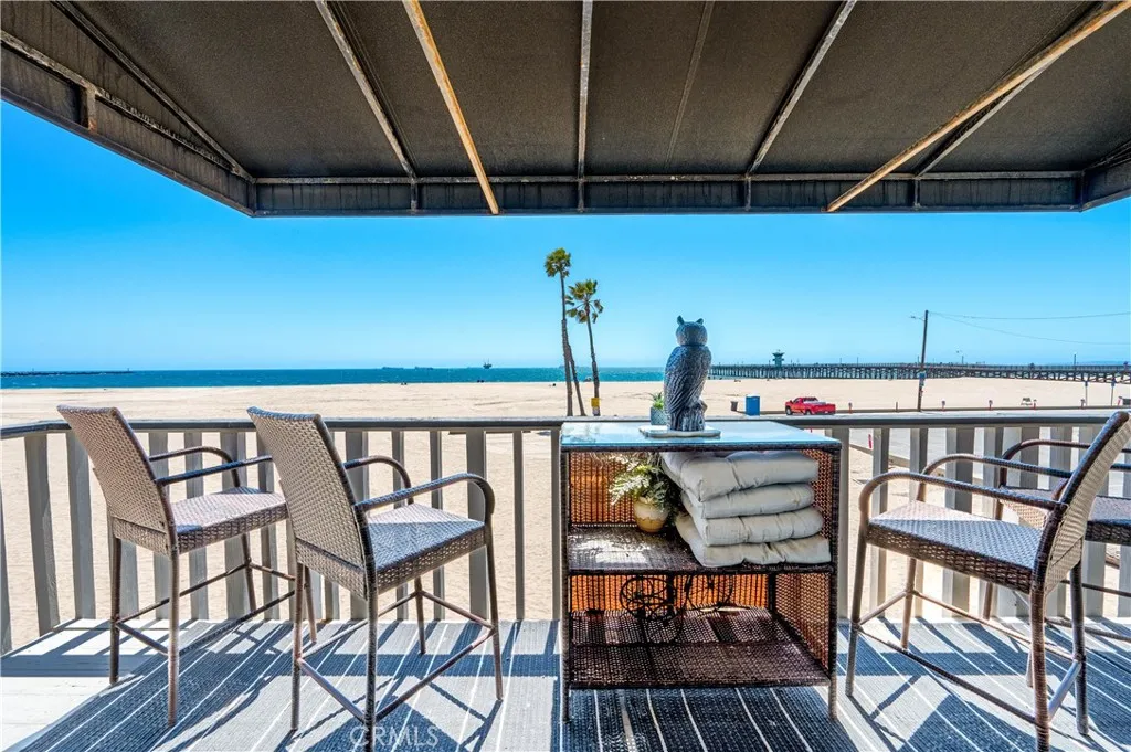 1003 Seal Way, Seal Beach, California 90740 home-pic-22